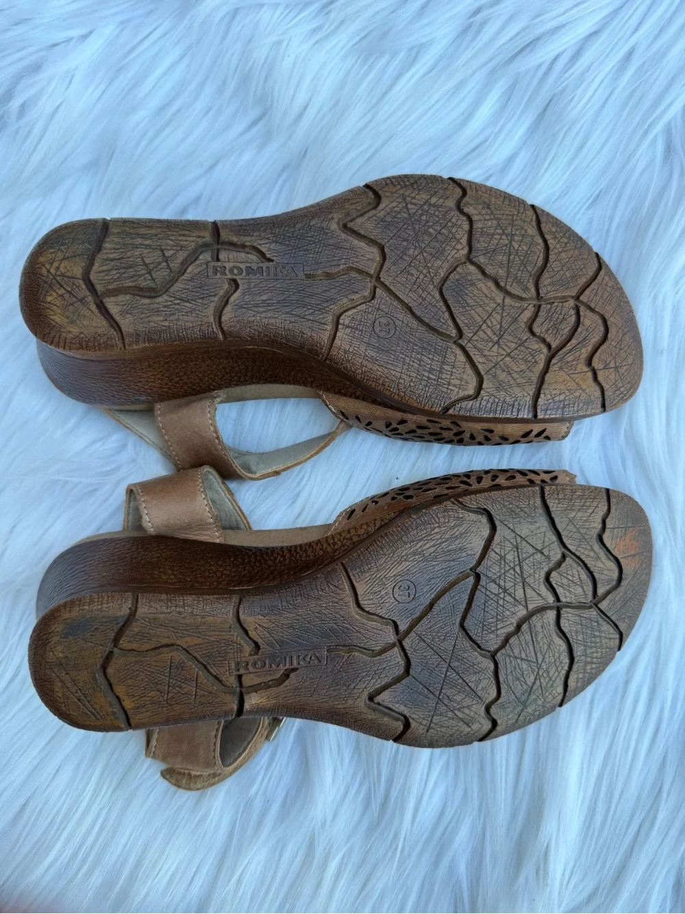 Romika Nevis 05 Wedge Sandals Size 37 EU / Size 6 US - Size 6.5 US Tan Leather